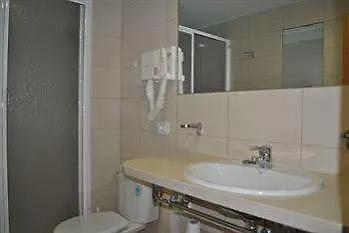 埃奥拉斯加西拉斯公寓式酒店 公寓 *
