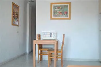 埃奥拉斯加西拉斯公寓式酒店 *
